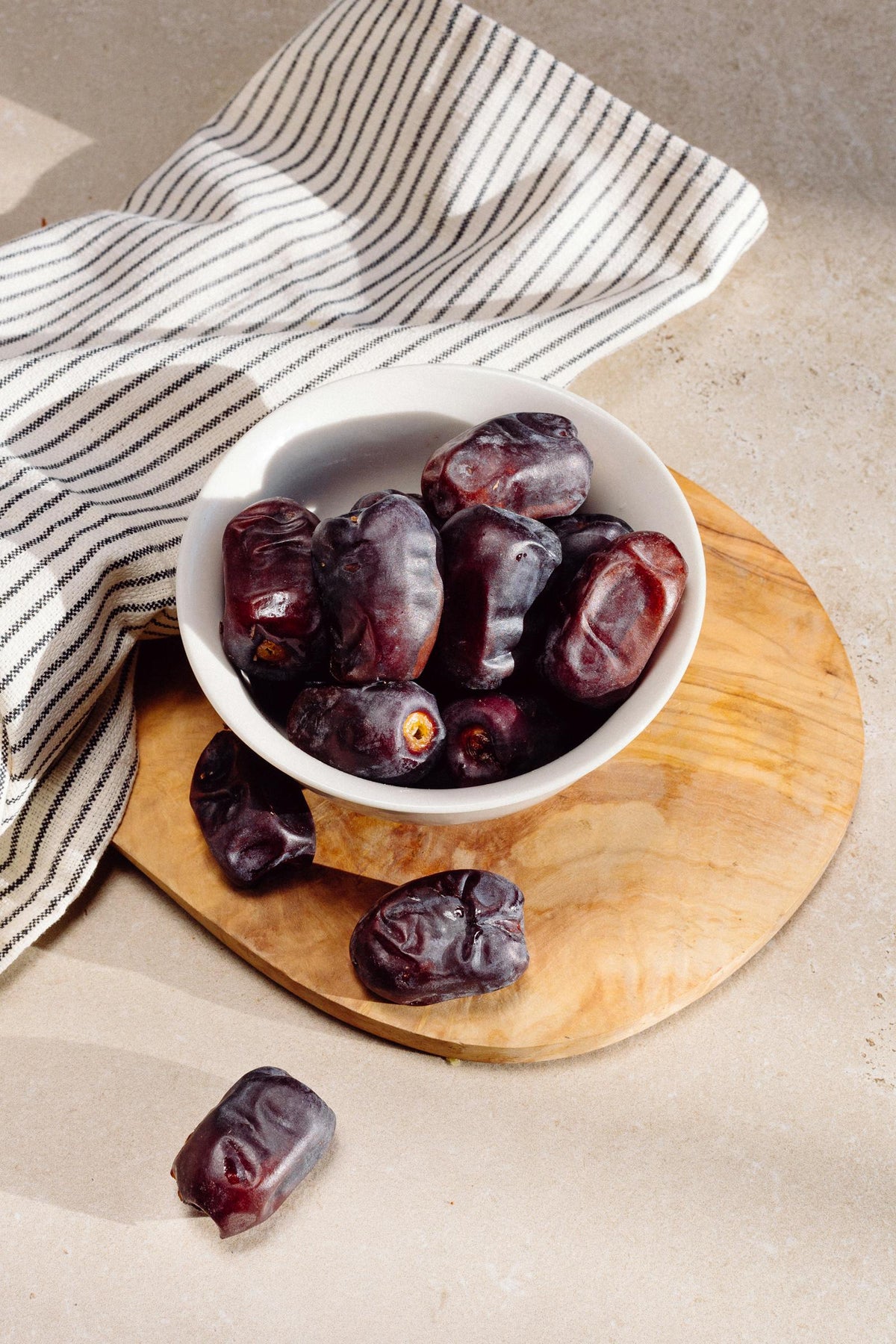 DATE SEEDS & FRUIT